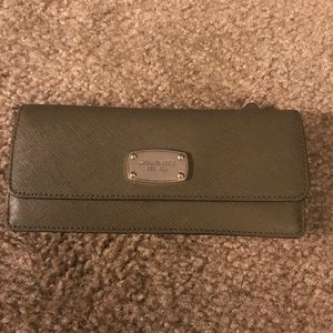 Michael kors army green wallet